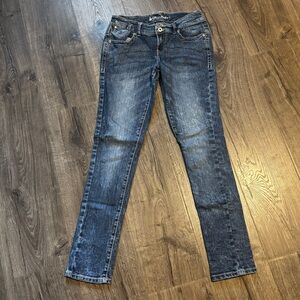 Ariya Women's Classic Blue Skinny Jeans